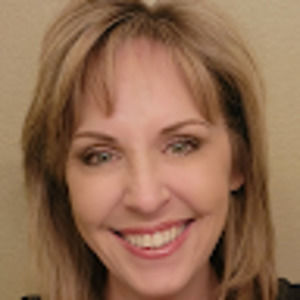 Meet your Posher, Traci